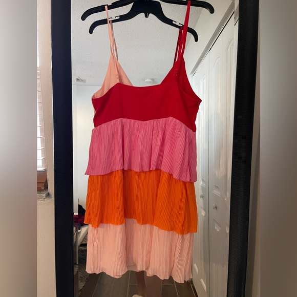 Shien curve dress - Picture 3 of 3